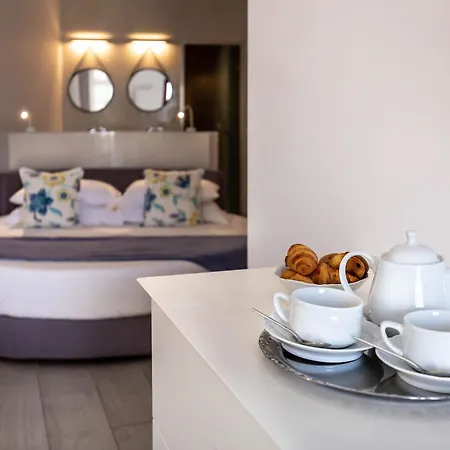 Mar N Mar Crown Hotel-suites
