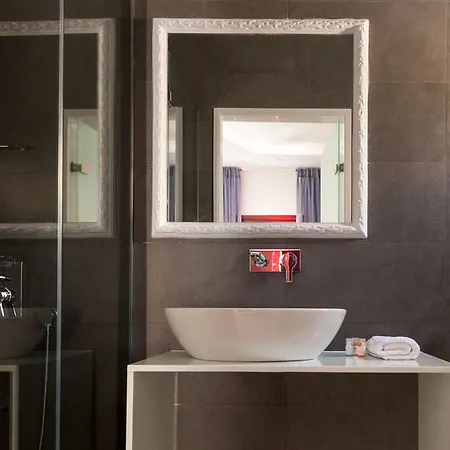 Hotel Mar N Mar Crown Hotel-suites Kamari (Santorini)